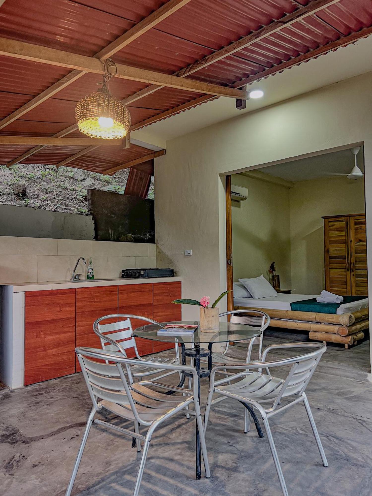 Tayrona Cachaco River Ecohostal Эль-Саино Экстерьер фото